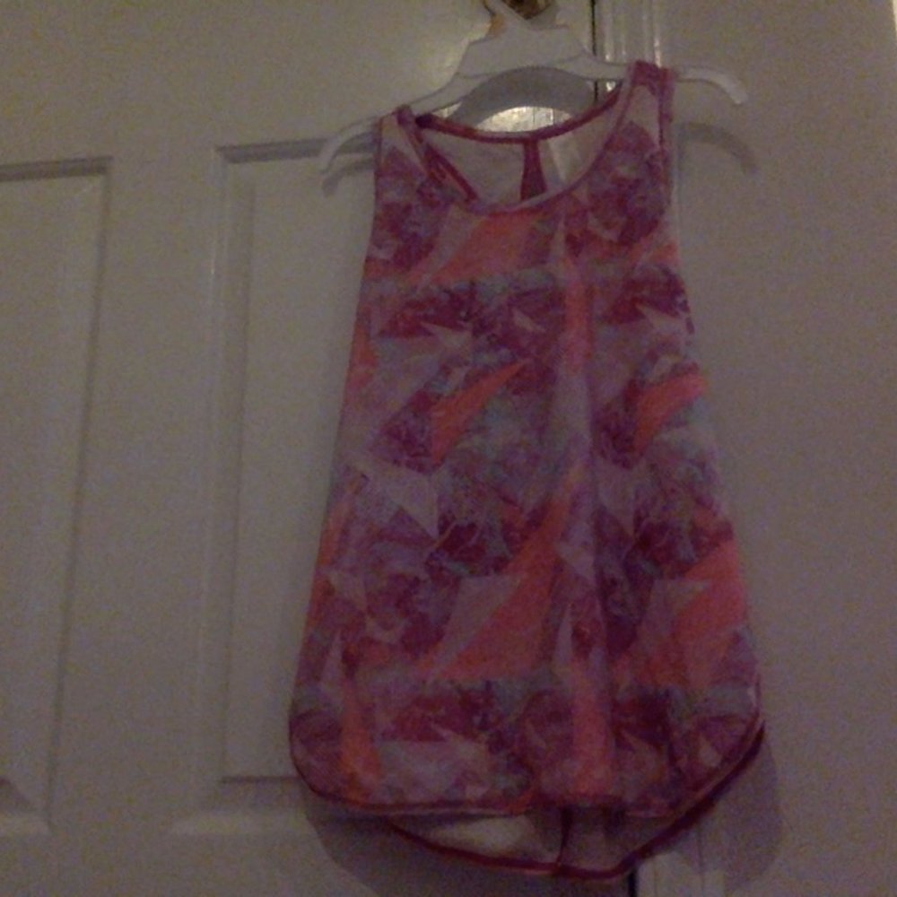RARE- Ivivva shirt with an open back